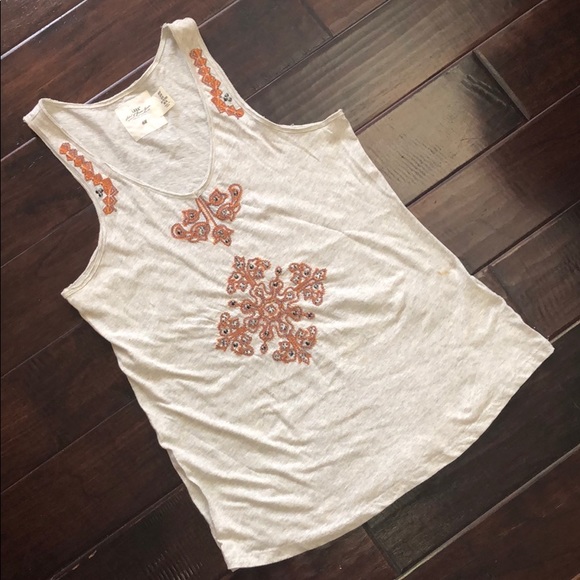 Gray racerback tank - Picture 1 of 7